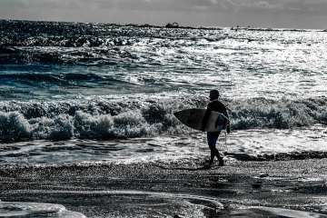 Muralla de olas en la costa de Telde (Foto Naida Pérez González)
