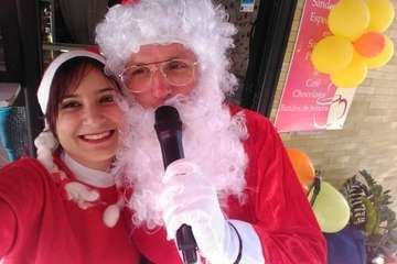 Papá Noel, en el Piscolabis Pizco a Pizco (Foto TA)