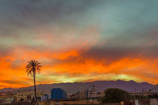 Atardecer mágico en las medianías de Telde (Foto Antonio Rico)