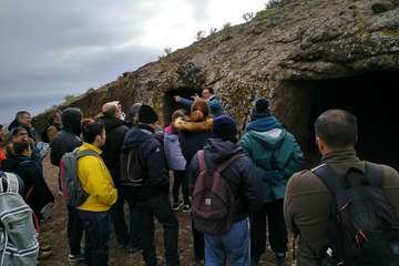 Visita guiada a Cuatro Puertas por el arqueólogo Abel Galindo (Foto TA)