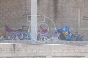 Grafiteros asaltan el inacabado Palacio de la Cultura de Telde (Foto TA)