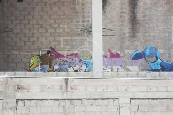 Grafiteros asaltan el inacabado Palacio de la Cultura de Telde (Foto TA)