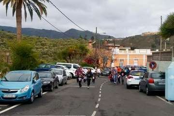 Carrera escolar solidaria en Lomo Magullo (Foto TA)