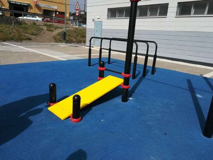 Los vándalos habían destrozado los equipamientos (Foto TA)