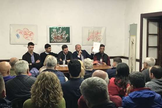 La reunión informativa tuvo lugar en la sede de El Casino de Telde (Foto TA)