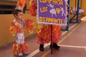 Los Diamantes divierte a los niños de Aldeas Infantiles (Foto TA)