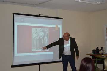 Agustín Arencibia abre las I Jornadas de Memoria Histórica del IES de La Herradura (Foto TA)