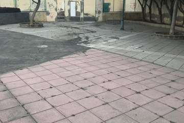 El parque infantil del Cascajo de Jinámar, abandonado y sucio (Foto TA)