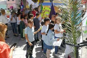 Protagonismo infantil en las procesiones del Domingo de Ramos en Telde (Foto TA)