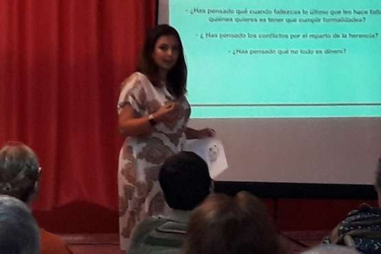 Charla sobre los testamentos en Lomo Magullo (Foto TA)