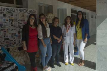 Empresarios 7 entrega juguetes al Materno Infantil (Foto TA)