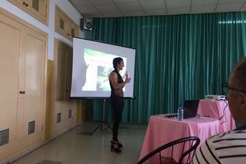 Taller de hábitos alimenticios en La Garita (Foto TA)