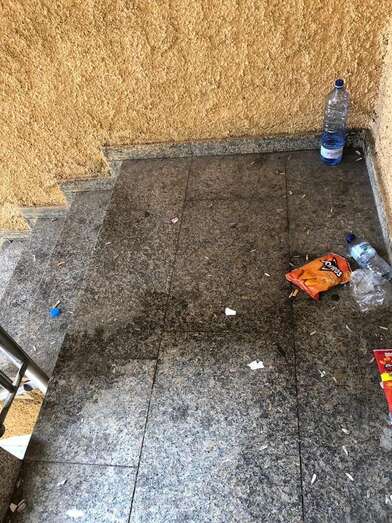 Imagen remitida a TA por un usuario de esta escalera (Foto TA)