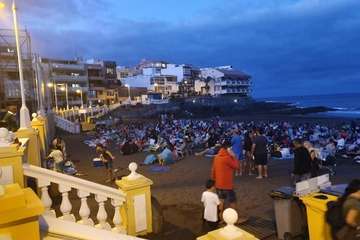 Proyección de la película 'Campeones' en Salinetas (Foto TA)