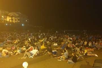 Proyección de la película 'Campeones' en Salinetas (Foto TA)