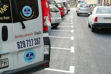 Vías y Obras asfalta en tiempo récord la calle más comercial de La Garita (Foto TA)