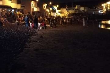  Estruendo festivo en la costa sur de Telde (Foto TA)