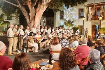  Éxito de 'Tenderete' en San Juan de Telde (Foto TA)