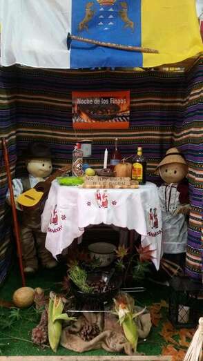 Rincón de las efemérides en la popular Churrería Melián (Foto TA)