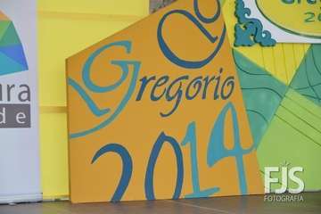 Los Llanos se divierte con las travesuras del payaso Zapito (Foto Francisco Javier Santana)