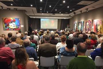 Conferencia del cronista de Telde en la sala Ámbito Cultural de El Corte Inglés (Foto TA)