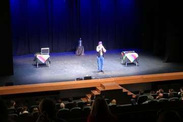 Juan Tamariz llena de misterio y alegría el Teatro de Telde (Foto TA)