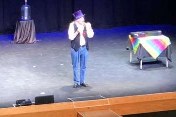 Juan Tamariz llena de misterio y alegría el Teatro de Telde (Foto TA)