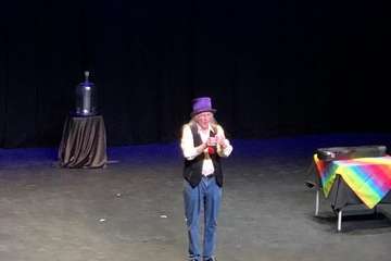 Juan Tamariz llena de misterio y alegría el Teatro de Telde (Foto TA)