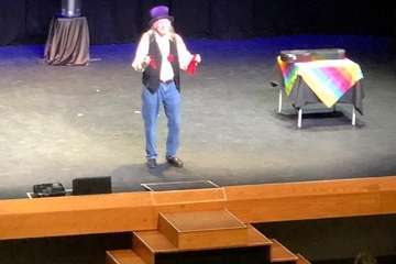 Juan Tamariz llena de misterio y alegría el Teatro de Telde (Foto TA)