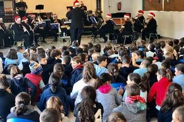 Sones navideños en el Colegio de Lomo Magullo (Foto TA)