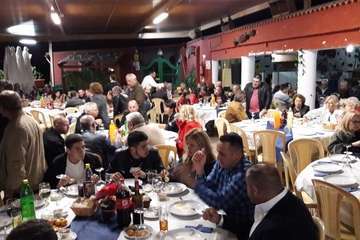  La familia taxista de Telde confraterniza por Navidad (Foto TA)