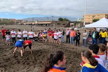 Encuentro de Escuelas de Lucha Canarias de Gran Canaria en Melenara-Telde  (Foto TA)