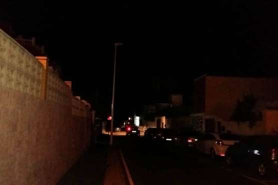 Calle de La Rosa a oscuras (Foto TA)