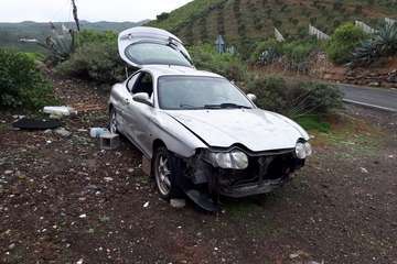 Desvalijado y quemado en La Breña (Foto TA)