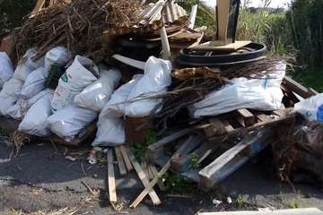 El Valle de los Nueve acumula vertidos ilegales en su entorno (Foto TA)