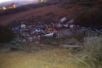 Sentimiento vecinal de abandono en Las Huesas (Foto TA)