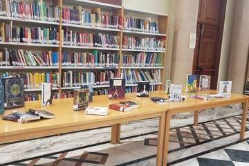 El IES Valle de los Nueve conoce la Biblioteca Saulo Torón (Foto TA)
