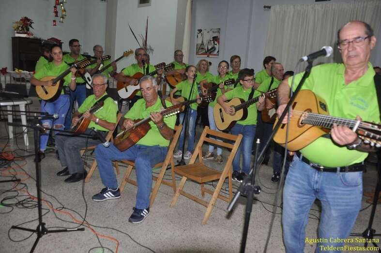 Imagen de archivo de una actuación de la agrupación folclórica (Foto TF)