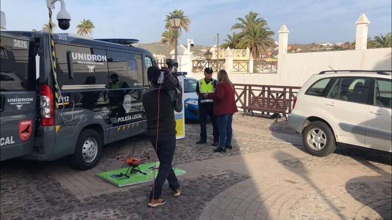 La RTVC grabó esta mañana un reportaje sobre una unidad de drones de la Policía Local de Telde (Foto TA)