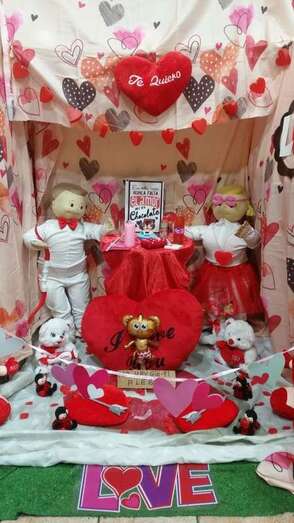 Rincón de las efemérides del popular negocio de Los Llanos (Foto TA)