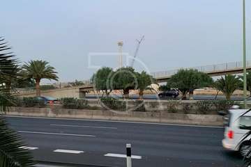 Obras de montaje de las aspas del aerogenerador de Salinetas (Foto TA)