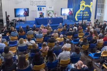 Presentación del libro Fronteras sobre la migración (Foto TA)