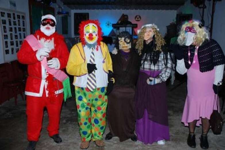 Imagen de archivo de mascaritas en un baile de Carnaval en Telde (Foto TA)