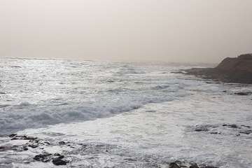 El mar se embravece en la costa de Telde (Foto TA)