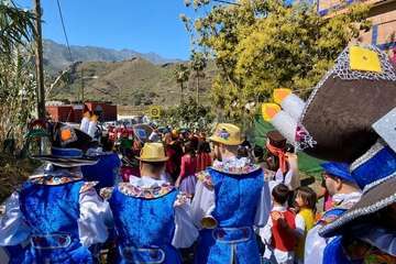 Fiesta escolar de Carnaval en Lomo Magullo (Foto TA)
