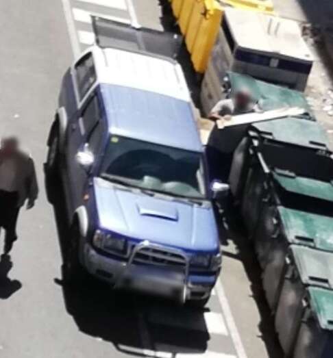 Foto denuncia remitida a TA por vecinos de la calle de Ocho de Marzo, sita en el sector de Los Picachos (Foto TA)