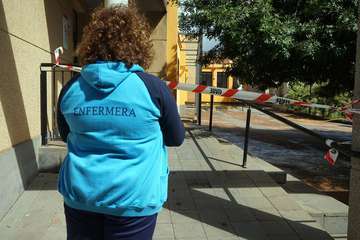 La UME desinfecta el Centro de Salud de Valsequillo tras dar positivo dos de sus profesionales (Foto Acfi Press)