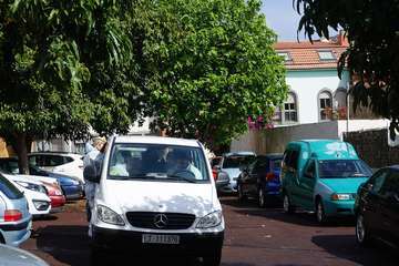 La UME desinfecta el Centro de Salud de Valsequillo tras dar positivo dos de sus profesionales (Foto Acfi Press)
