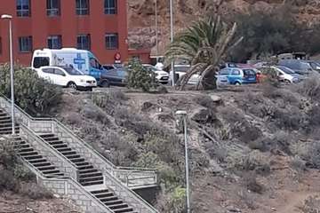 Los centros de salud de San Gregorio y Jnámar se someten a una desinfección (Foto TA)