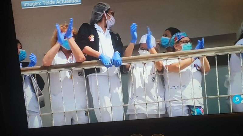 Imagen captada del informativo nacional de Telecinco de esta noche con una imagen publicada por TA (Foto TA)